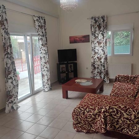 Beautiful Apartment Anais Near The Sea أغيا ترياس المظهر الخارجي الصورة