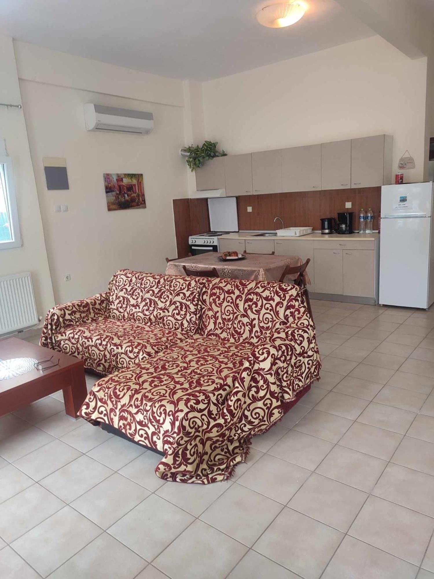 Beautiful Apartment Anais Near The Sea أغيا ترياس المظهر الخارجي الصورة