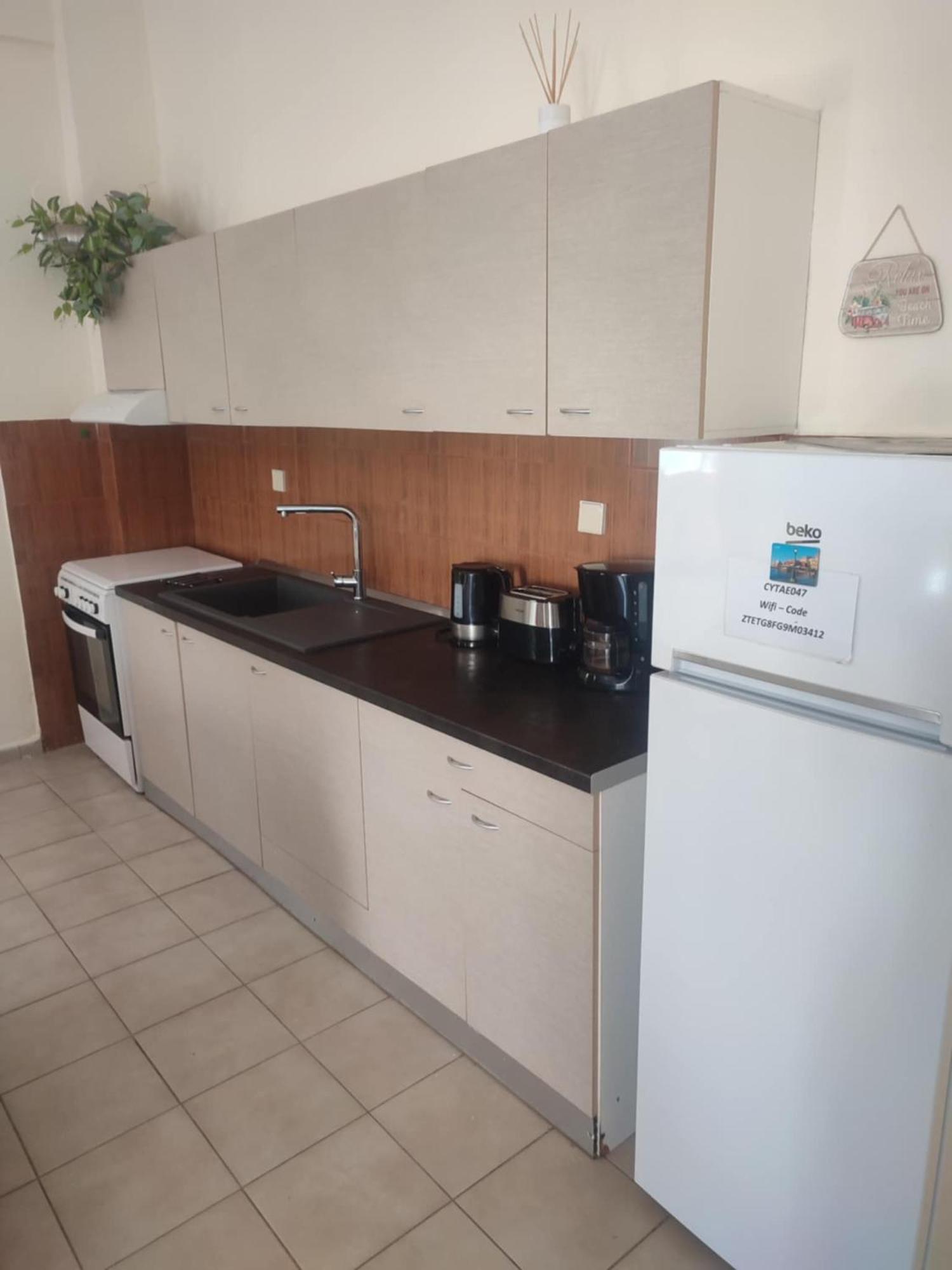 Beautiful Apartment Anais Near The Sea أغيا ترياس المظهر الخارجي الصورة
